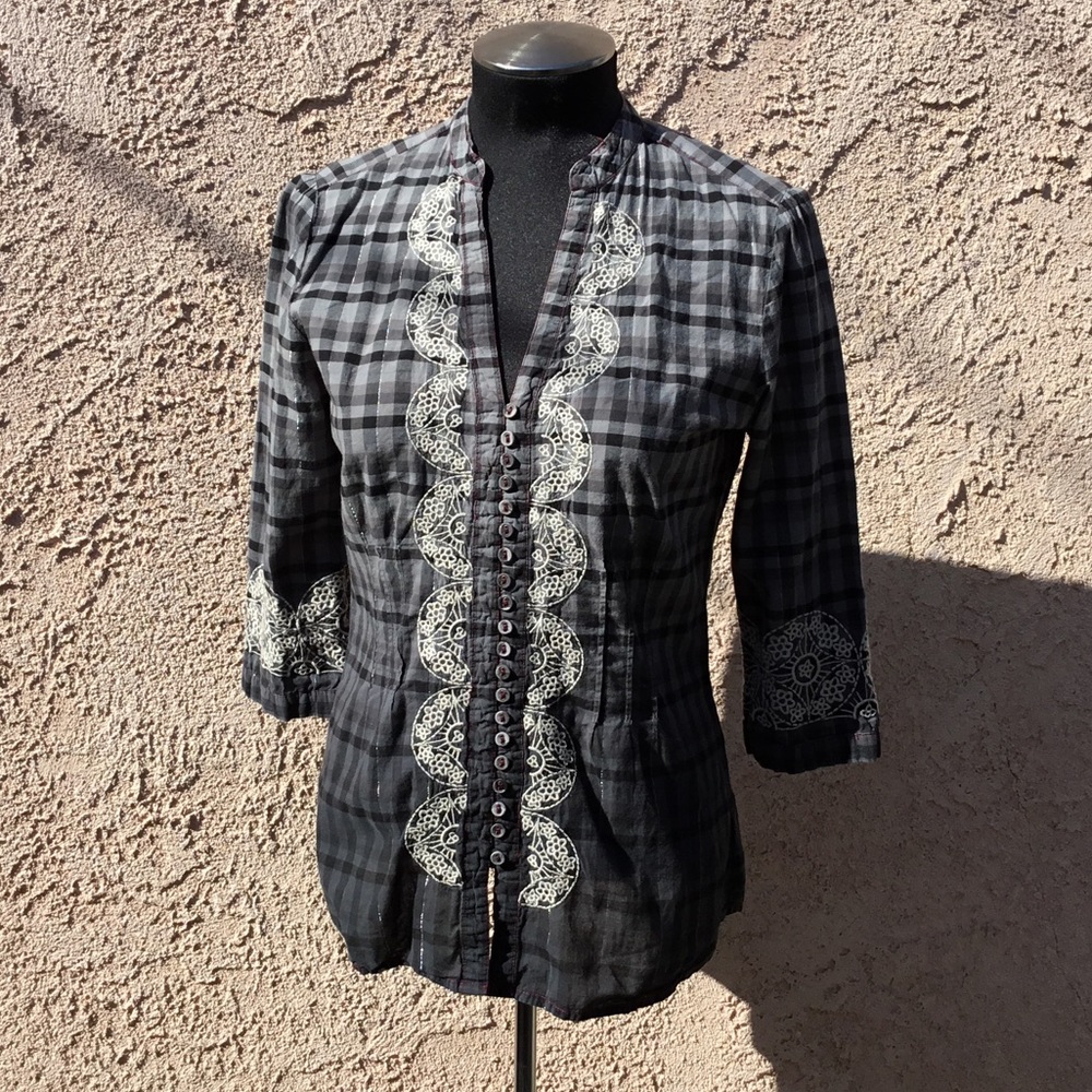 Johnny Was shirt - Picture 9 of 9